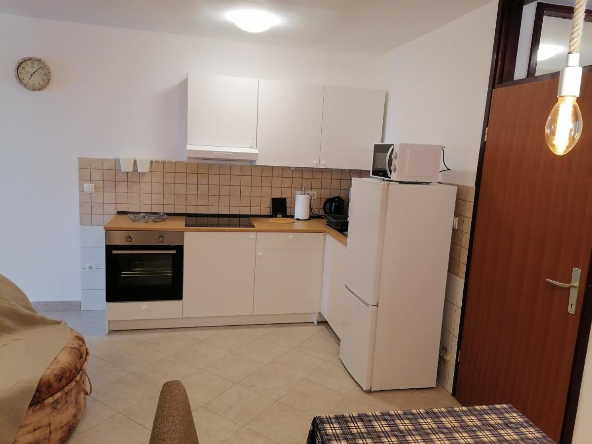 Kika Apartment Dramalj Bagian luar foto