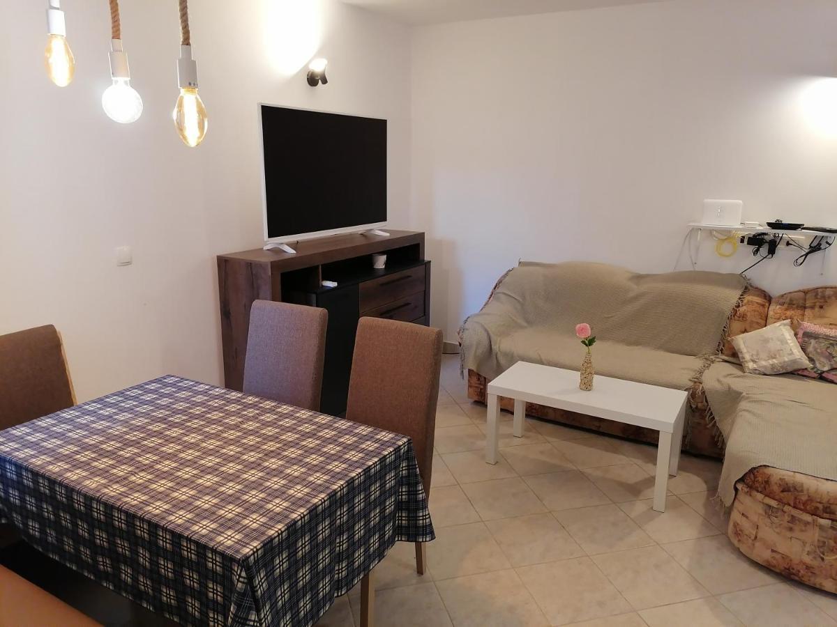Kika Apartment Dramalj Bagian luar foto